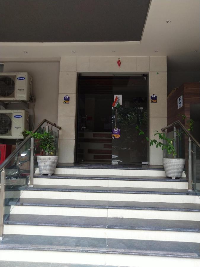 Hotel Megha Inn Lucknow Buitenkant foto