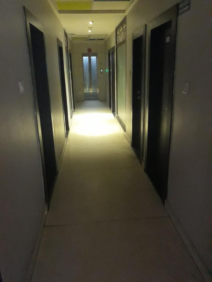 Hotel Megha Inn Lucknow Buitenkant foto