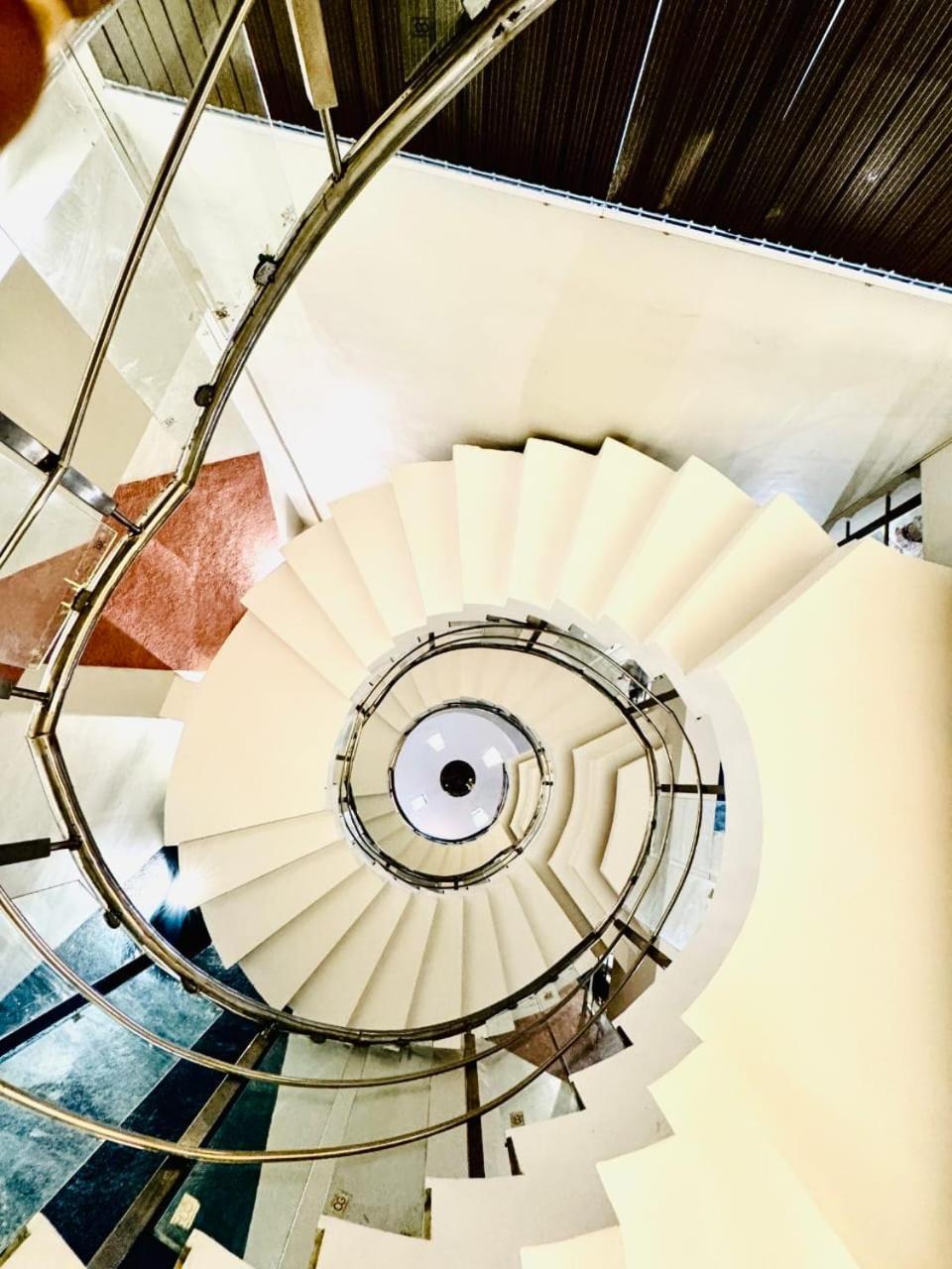 Hotel Megha Inn Lucknow Buitenkant foto